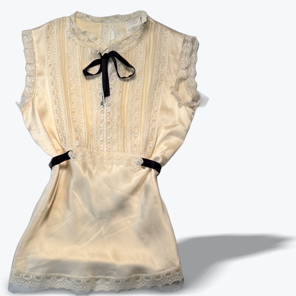 Julie Haus Blouse Silk Tie Lace Trim Cream Top Womens 0 USA